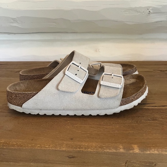 Birkenstock Shoes - White suede Arizona Birkenstocks